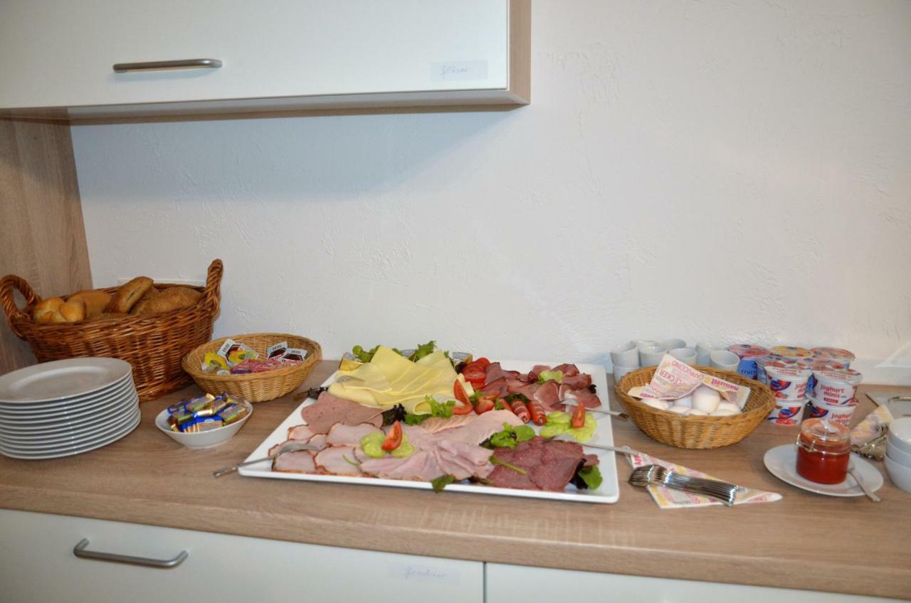 Ettringen  Gaestehaus Am Hochsimmer מראה חיצוני תמונה