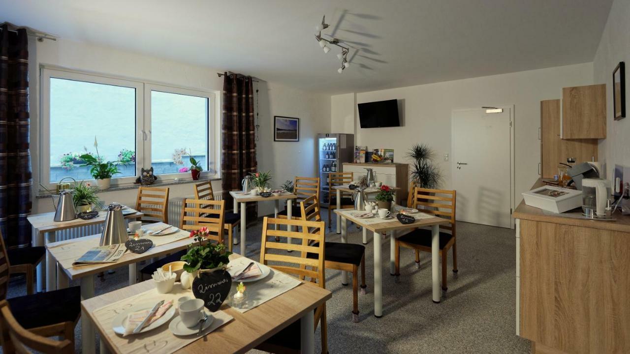 Ettringen  Gaestehaus Am Hochsimmer מראה חיצוני תמונה